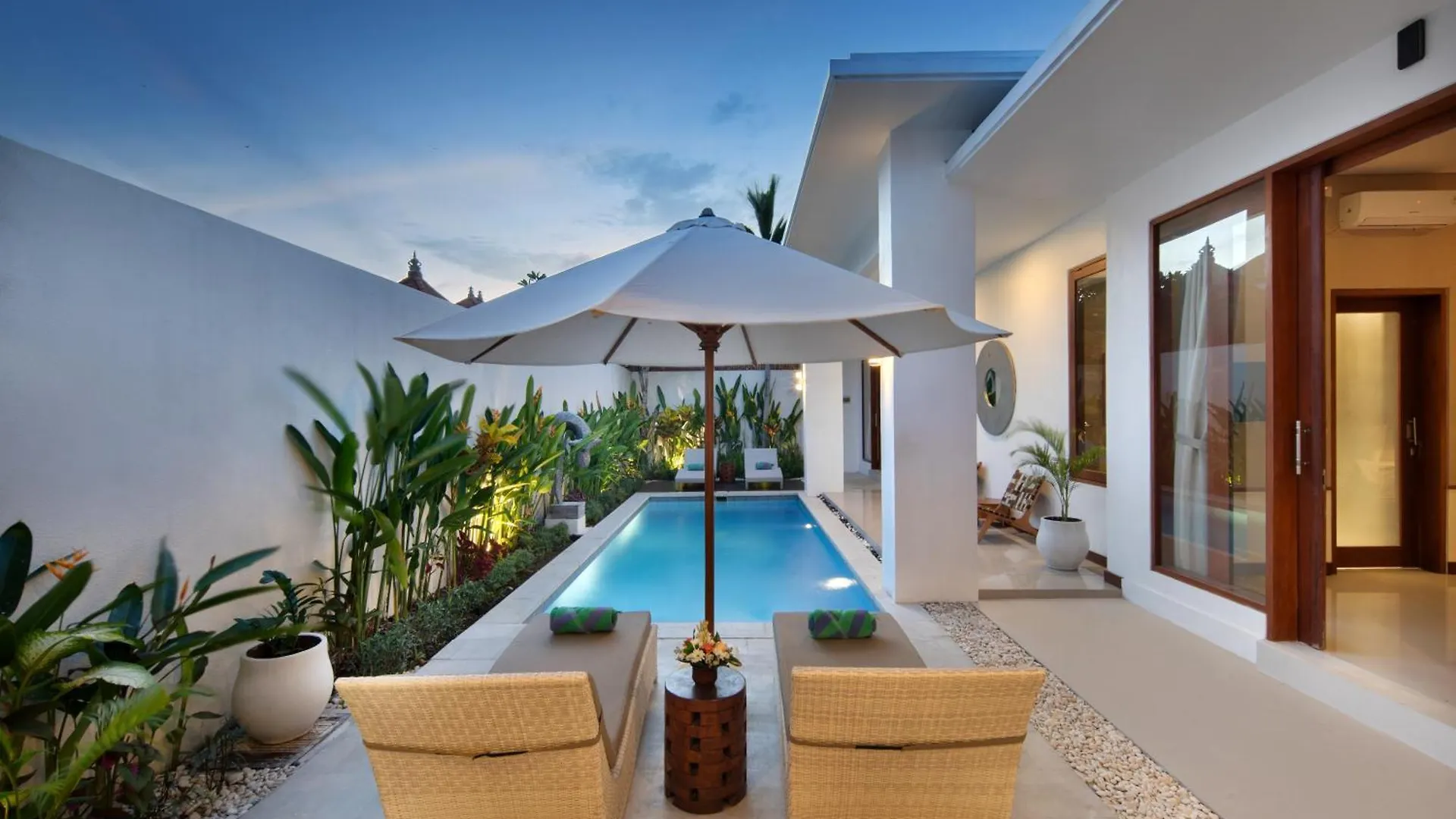The Luxury Collection, Monaco Blu Villa Seminyak